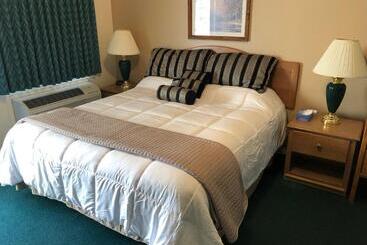 אתר נופש Meadowcliff Lodge Coleville