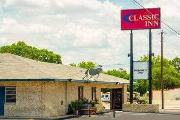 בית מלון כפרי Classic Inn Early