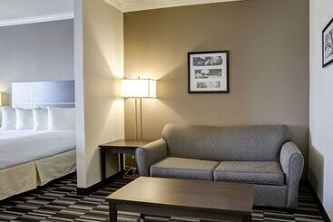 酒店 Quality Inn & Suites Bryan College Station