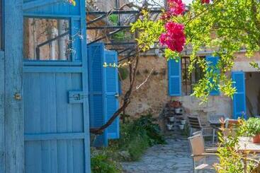 بيت ريفى Sa Casa Rotja