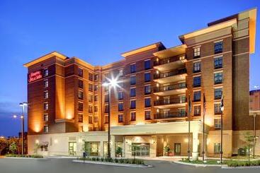 公寓式酒店  Hampton Inn & Suites Baton Rouge Downtown