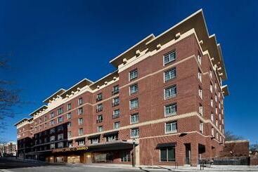 شقة فندقية Hampton Inn & Suites Raleigh Downtown