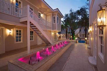 هتل Elegance East