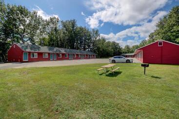 فندق على الطريق Sanfordinn