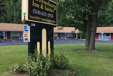 מוטל Warrensburg Inn & Suites   6 Mi To Lake George
