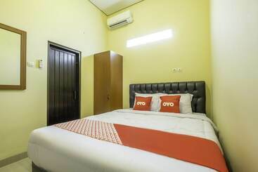 هتل Zleepy Sasana Budaya By Oyo Rooms