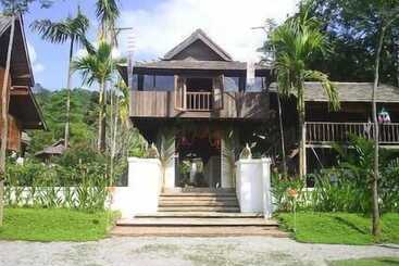 Baanrai Lanna Resort