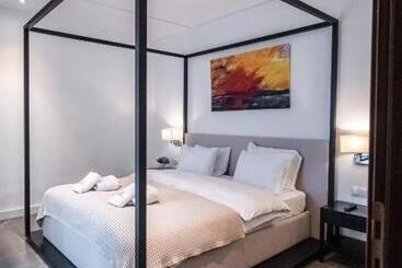 هتل 12 Months Resort & Spa