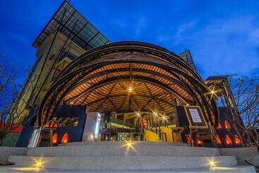 호텔 Bhundhari Chaweng Beach Resort Koh Samui   Sha Plus