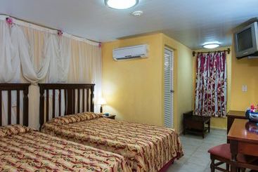 هتل Hostal 1511