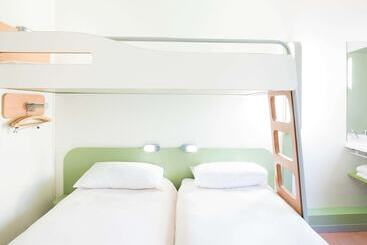 호텔 Ibis Budget Paris Porte De Montmartre