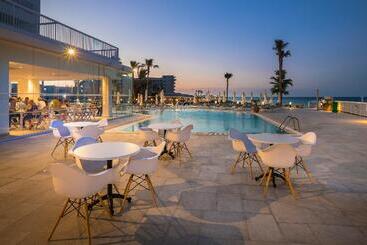 Infinity Blu Designed For Adults By Louis Hotels