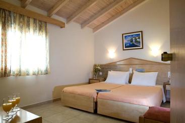 Lefko Hotel & Apartments