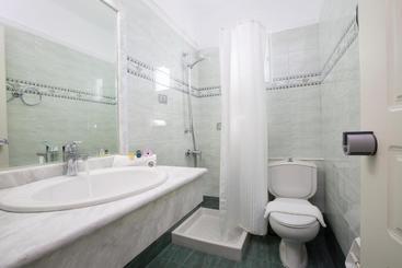 Lefko Hotel & Apartments