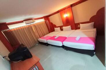 Poonsook Phitsanulok Hotel Sha Plus