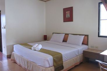 هتل Green Park Resort