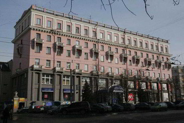 هتل Juschny Ural