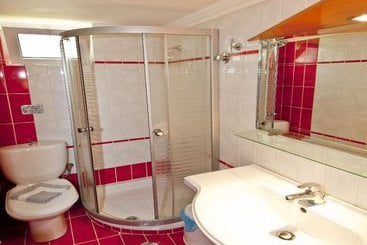 هتل Yiannis Apartments