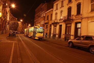 Bed and Breakfast Guest House Atomium Brussels