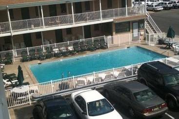 Belmont Motel