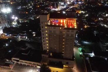 Harolds Hotel Cebu Formerly Harolds Evotel Cebu