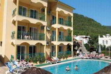 ホテル Kleopatra Apartments