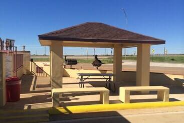 מוטל Cotulla Executive Inn