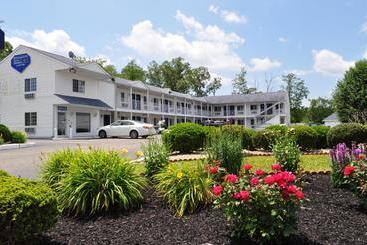 Мотель Passport Inn & Suites Atlantic City