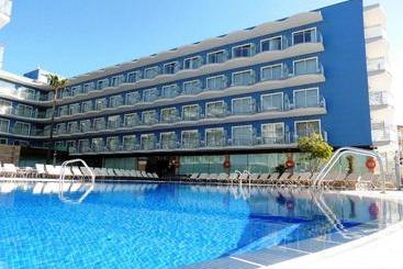 Mystery Hotel Cambrils