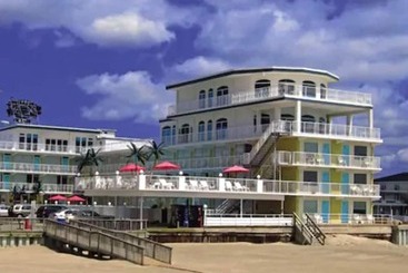 Paradise Oceanfront Resort