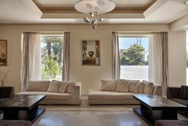Отель Ammos Luxury Resort
