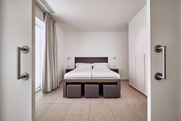 בית מלון כפרי Baobab Suites