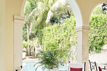 هتل Casa Lecanda Boutique