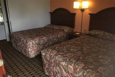 فندق Economy Inn