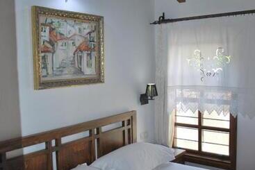 בית מלון כפרי Osumi