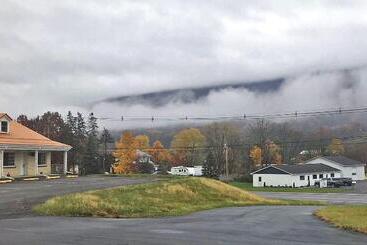 모텔 Relax Inn Altoona