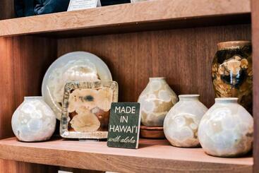 渡假胜地  Kilauea Lodge And Restaurant