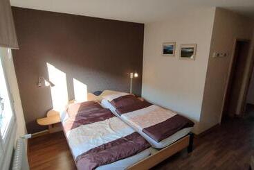 تختخواب و صبحانه Pension Sauerland