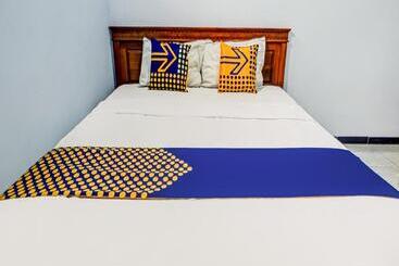 בית מלון כפרי Spot On 90797 Sukun Syariah Homestay