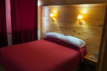 هتل Ancud Petit Hostal