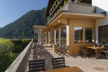 בית מלון כפרי Falknerhof