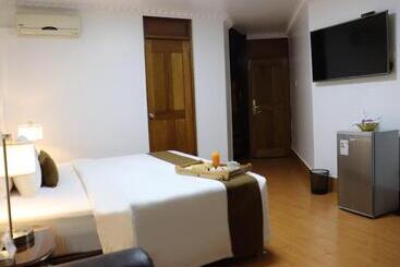 Отель Suites Inkari