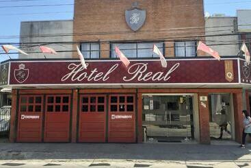 호텔 Real