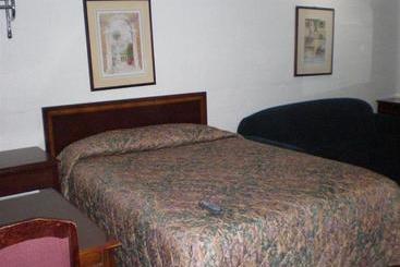 فندق على الطريق Quail Run Motor Inn