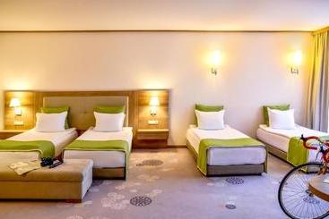 בית מלון כפרי Suite  Sofia