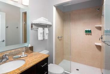 מלון דירות Towneplace Suites Buffalo Airport