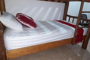 ペンション Hostal Blood Moon