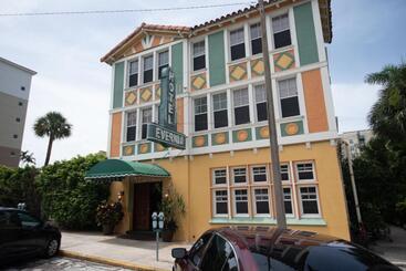 فندق صغير Evernia