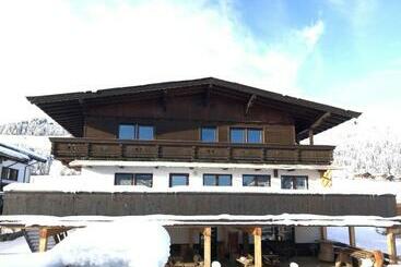 Pension Heidelberg   Fam Fuchs