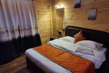 هتل Coastal Bay Inn By Gemstone Hospitality